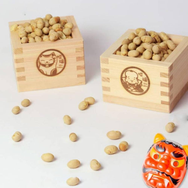 Hinoki Masu Japanese Cypress Wooden Sake Cup Maneki Neko Design