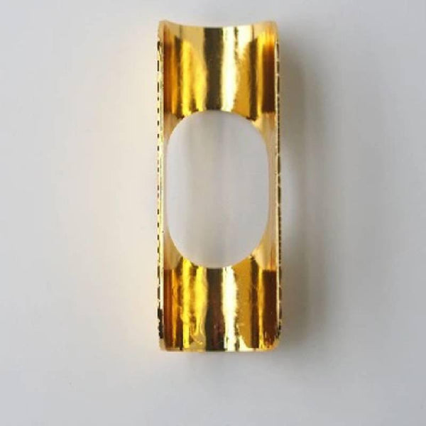 Tanabe Elegant Gold Chopstick Rest With Traditional Pattern