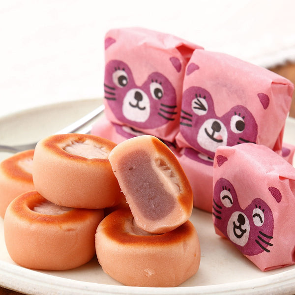Tanuki Manju Traditional Strawberry-Filled Bite-Sized Cake (Pack of 3)