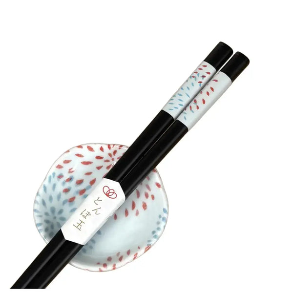 Wakasa Laquered Chopsticks With Mino Ware Small Dish Fireworks 23ct