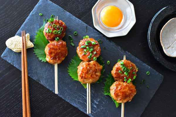 How To Make Tsukune (Japanese Chicken Meatballs)