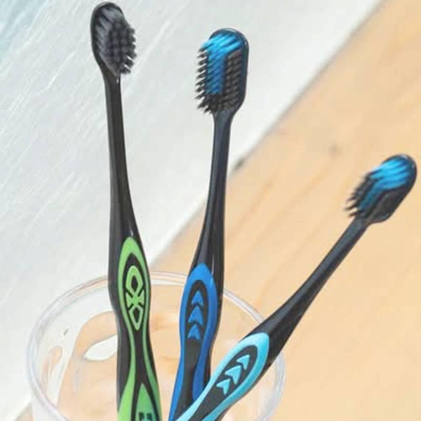 Dental Pro Compact PCC Black Bristle Cavity Prevention Toothbrush Medium C12