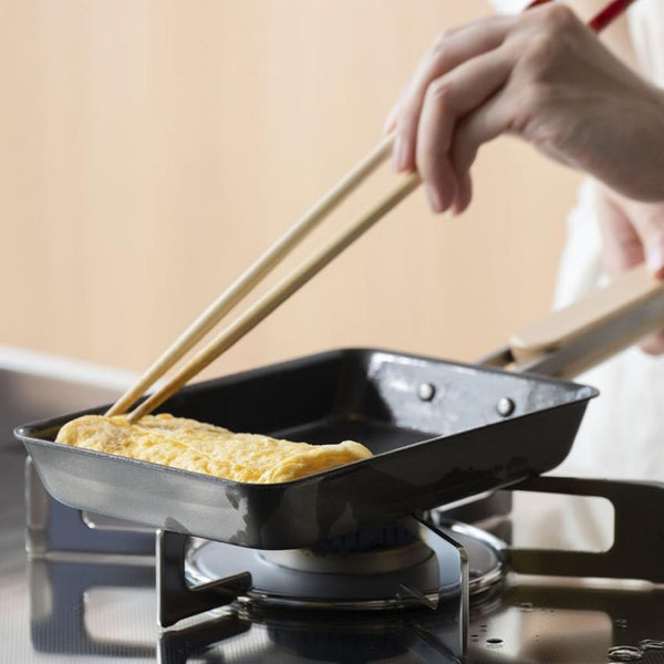Enzo Carbon Steel Egg Roll Pan Tamagoyaki Pan with Wood Handle 12x19cm