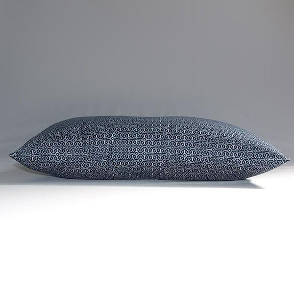 Ikeura-Asanoha-Zabuton-Traditional-Japanese-Cushion-55-x-59cm-4-2025-02-06T04:08:43.034Z.jpg