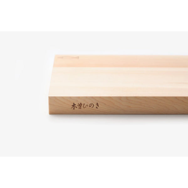 Kiya-Kiso-Hinoki-Natural-Japanese-Cypress-Cutting-Board-3-2024-05-27T01:29:27.889Z.webp