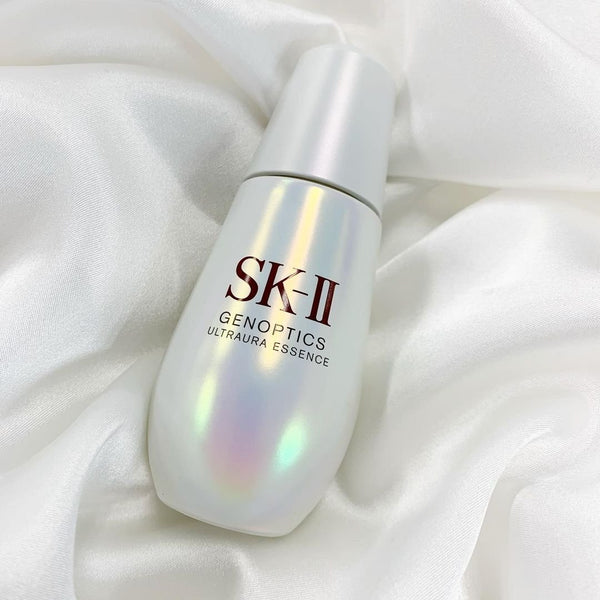 SK-II-Genoptics-Ultraura-Essence-Luxurious-Face-Serum-30ml	-5-2024-03-18T07:43:36.576Z.jpg