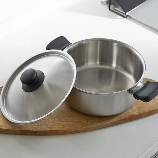 Sori Yanagi Two Handled Matte Finish Stainless Pot With Lid 3.8L