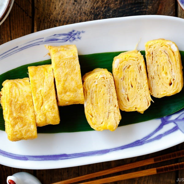 Takumi-Japan-Iron-Tamagoyaki-Pan-Japanese-Omelette-Pan-19cm-3-2024-08-07T07:19:19.587Z.jpg