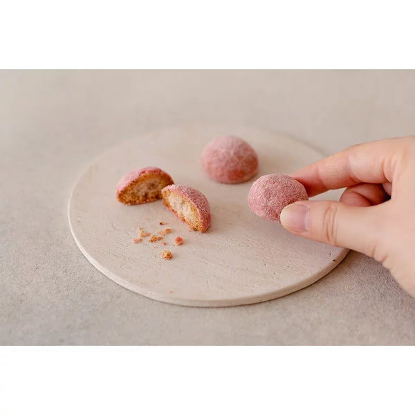 Tatatado-Vegan-Gluten-Free-Strawberry-Cookie-Balls-Pack-of-3-3-2024-12-17T08:07:57.775Z.webp