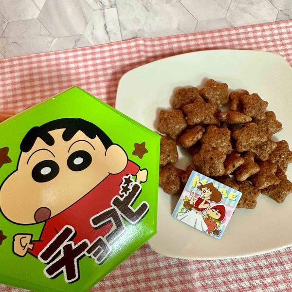 Tohato-Chocobi-Star-Shaped-Chocolate-Corn-Puff-Snack-+-Shin-Chan-Sticker-25g-Pack-of-3-3-2024-10-30T08:26:54.338Z.jpg