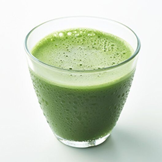 Yakult-Aojiru-no-Meguri-Green-Barley-Grass-Juice-Powder-30-Sticks-225g-4-2024-08-19T04:36:48.867Z.jpg